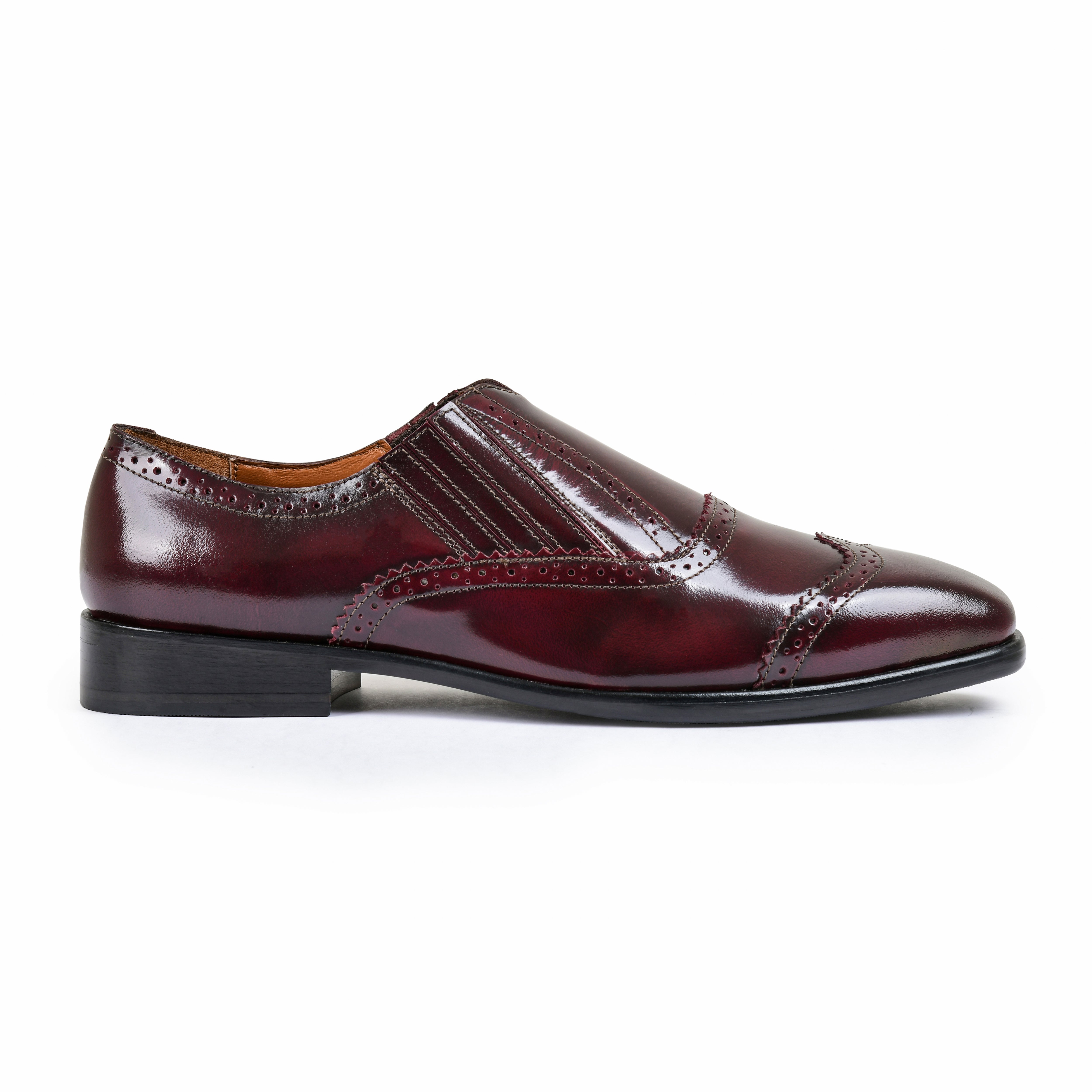 BENJAMIN | BRUSHOFF BURGUNDY