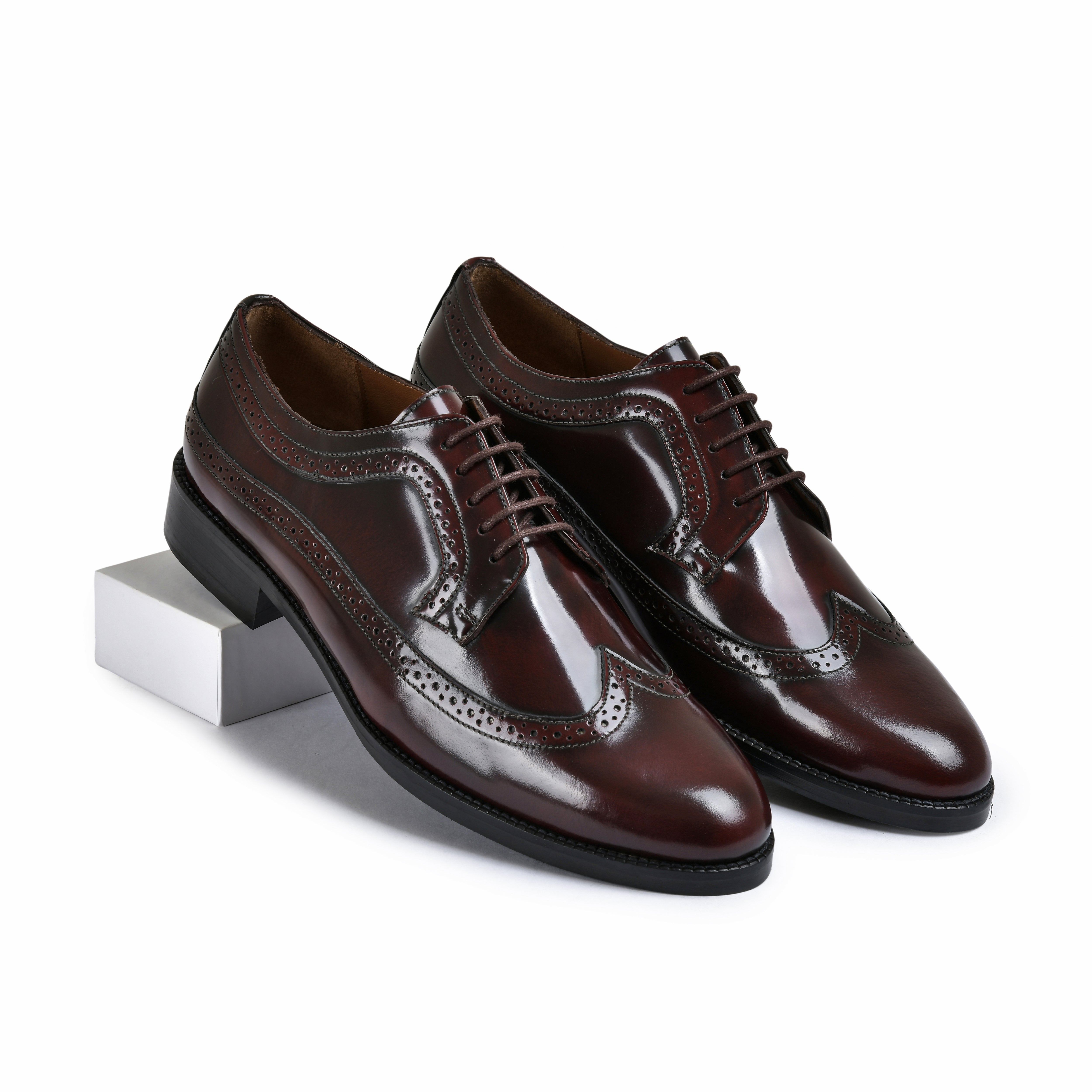 DOMINIC | BRUSHOFF BURGUNDY